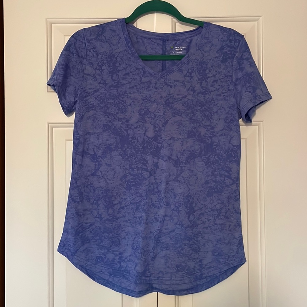tie-dye tshirt